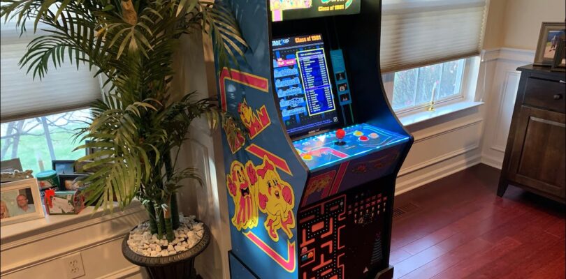 Arcade1Up Miss Pac-Man Review!